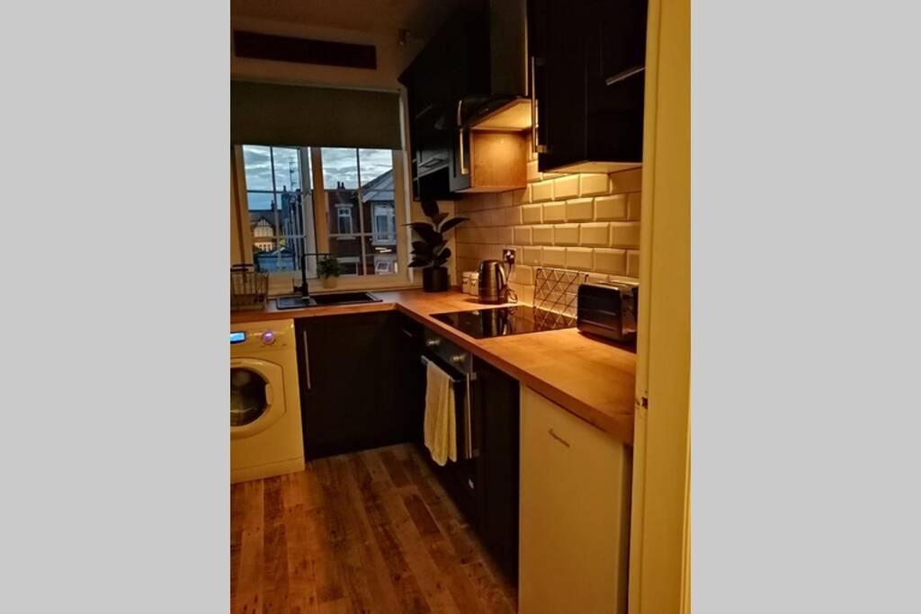 Unique 2 Bedroom Apartment In The Ideal Location Blackpool Extérieur photo
